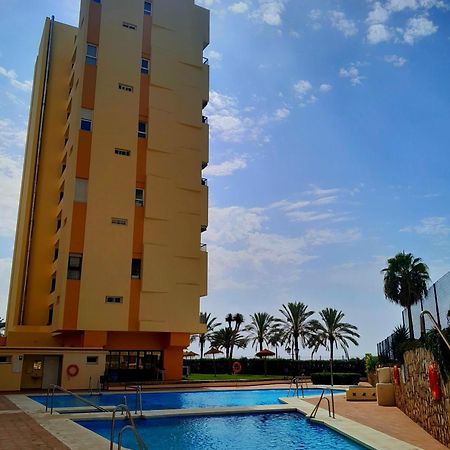 Seafront Apartment Марбелья Экстерьер фото
