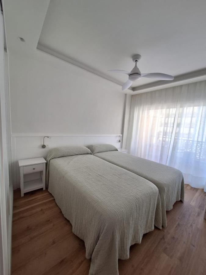 Seafront Apartment Марбелья Экстерьер фото