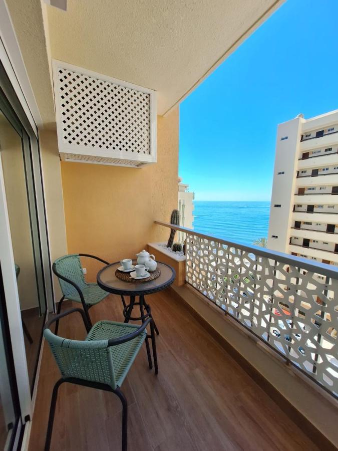 Seafront Apartment Марбелья Экстерьер фото